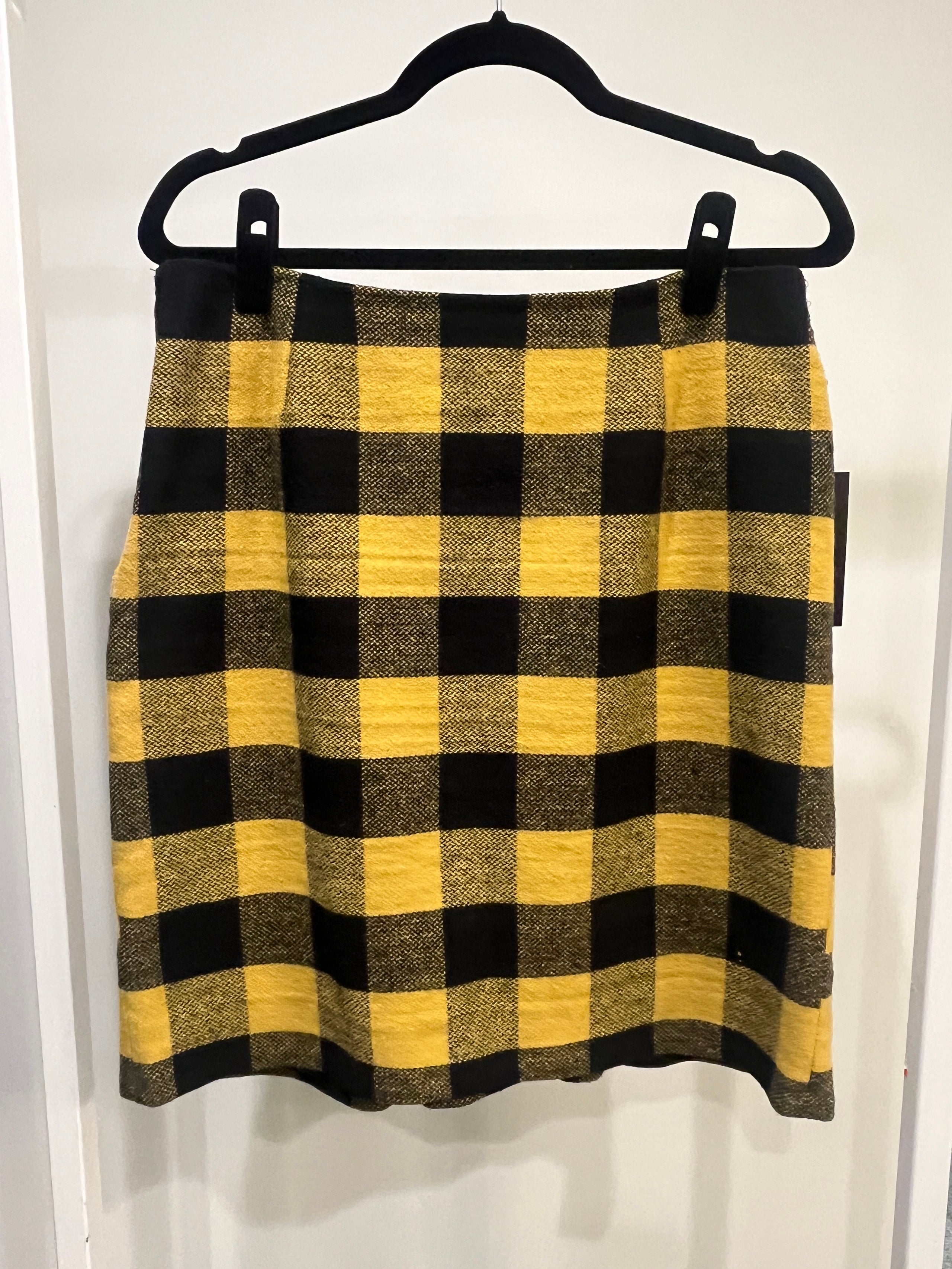 Yellow plaid skirt 9mm top